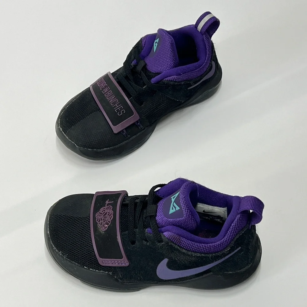 Nike excellent pet